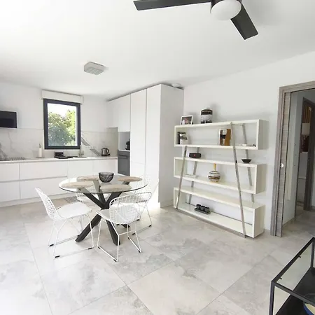 Apartment 3 Rooms With Garden In Ajaccio-3